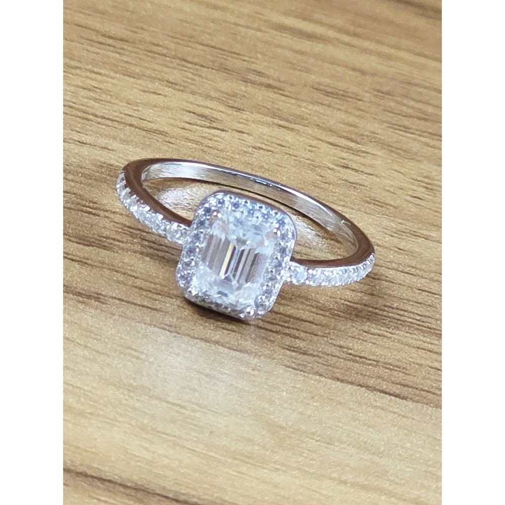 Moissanite Emerald Cut Halo Ring Size 8 Silver NEW 1.0ct D Color AR7041